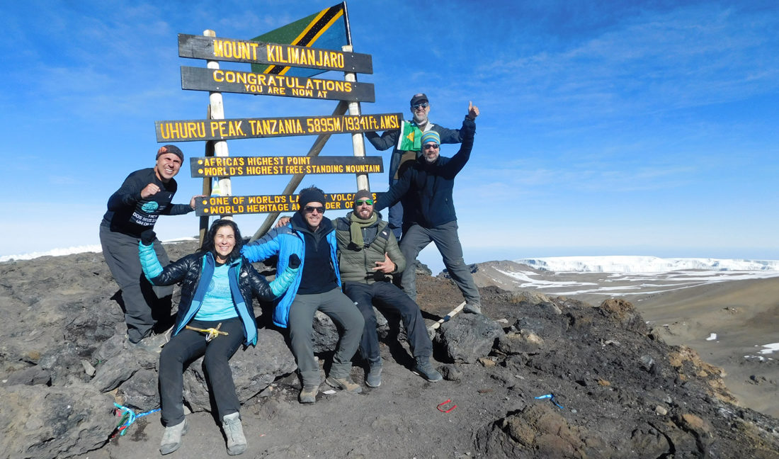 Oncologista Fernando Maluf No Cume Do Monte Kilimanjaro