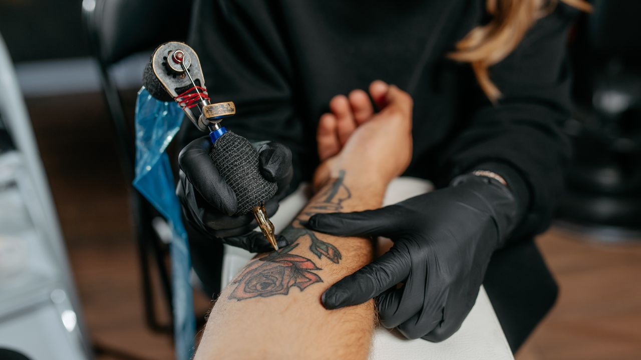tatuagem e doar sangue