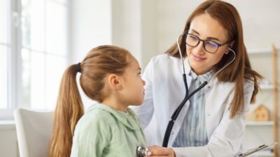 Efeitos tardios do tratamento do câncer infantil: como afetam a vida adulta?